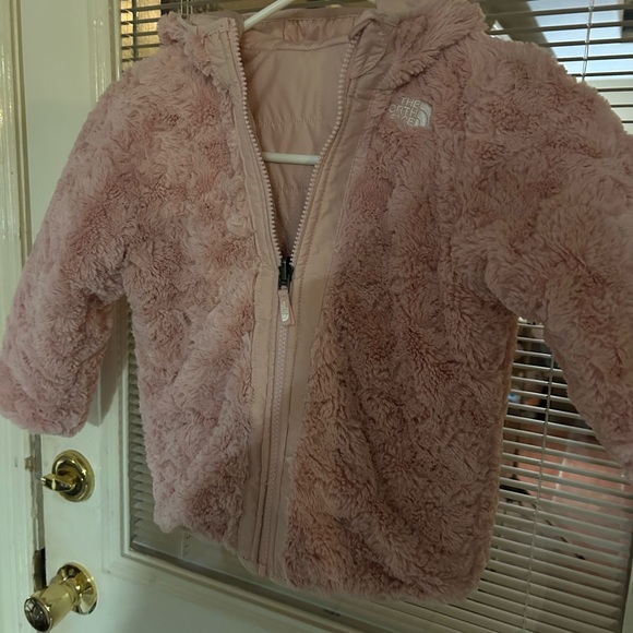 The North Face Childs Jacket - Picture 4 of 8